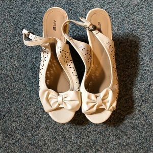 Heels almost like new!!